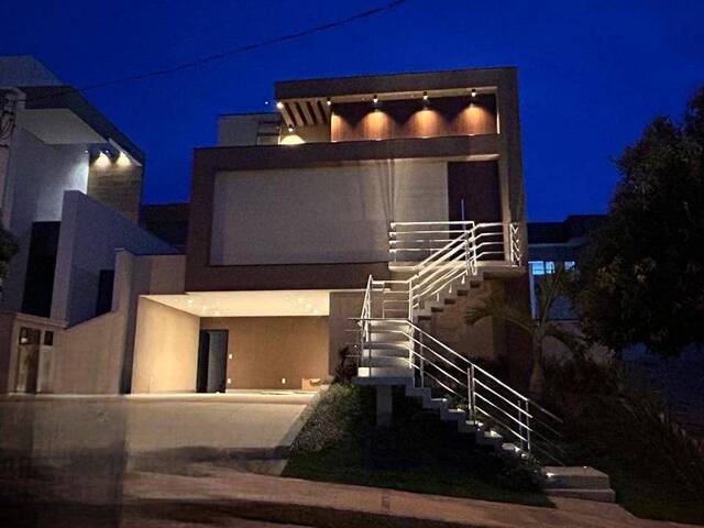 Casa em condomínio para Venda em Votorantim - 2